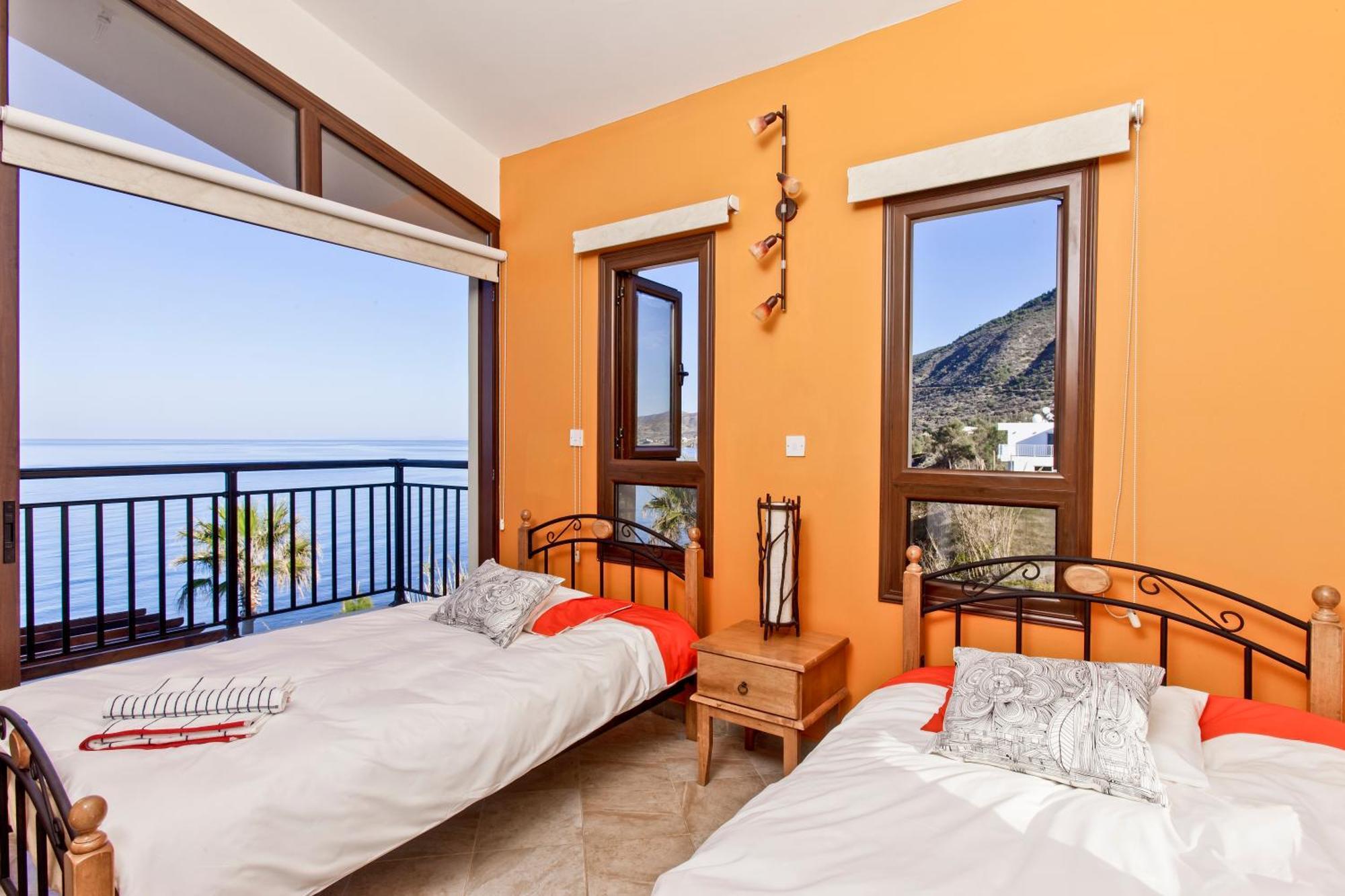 Kallinousa Beach Villa Pomos Exterior photo