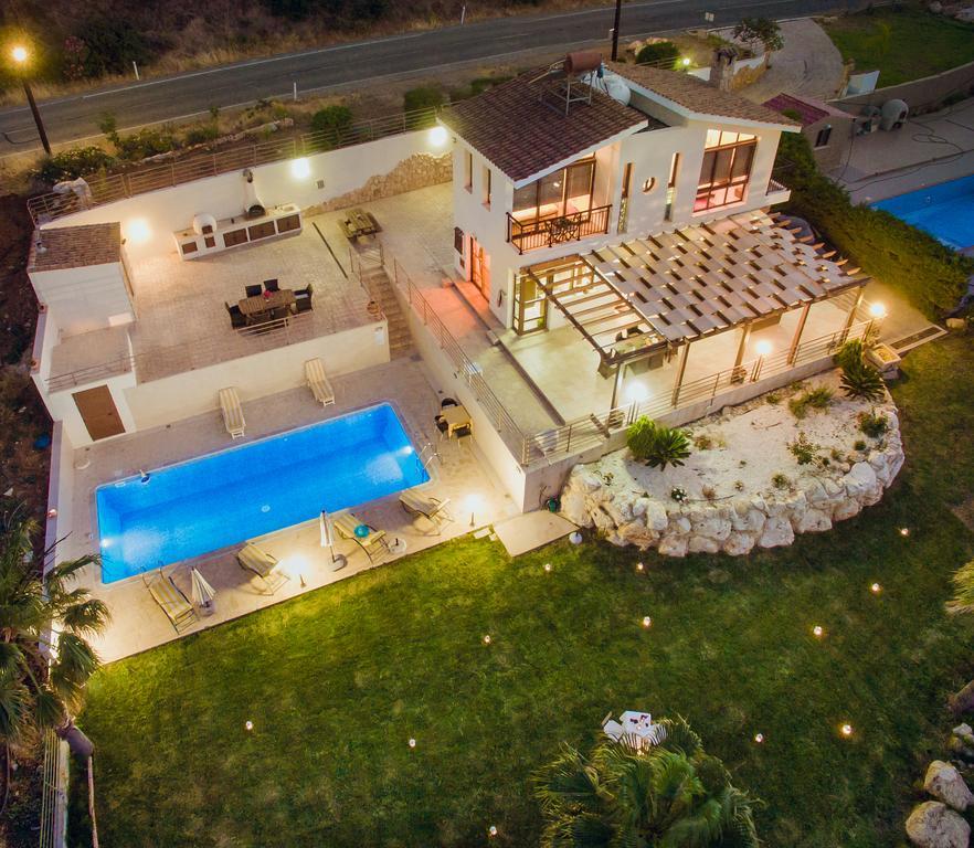 Kallinousa Beach Villa Pomos Exterior photo